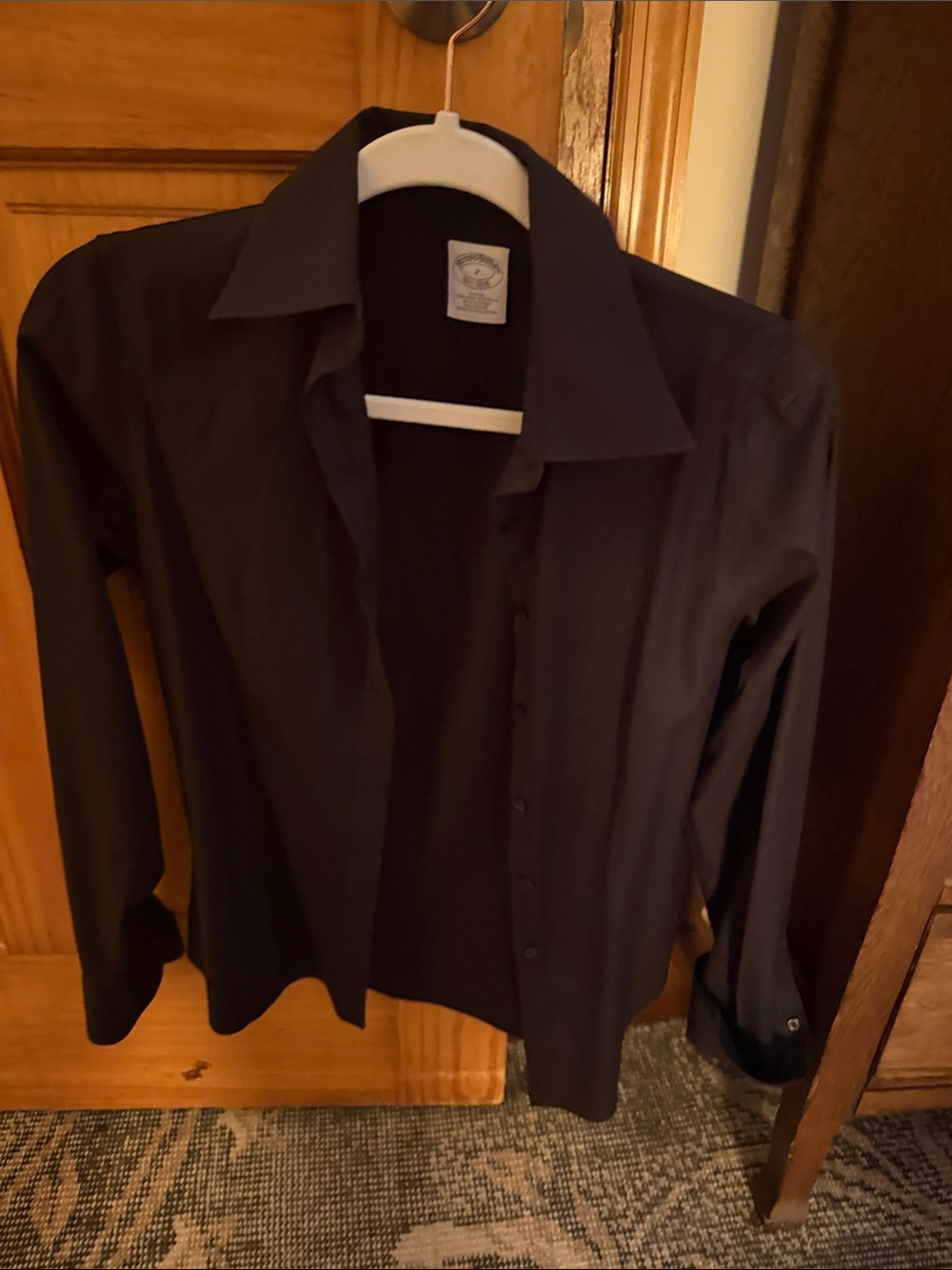 Brooks Brother’s Fitted Non-Iron Shirt (size 2)